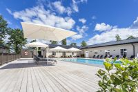 Außenansicht_Katrinelund_mit_Pool