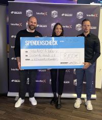 InterNetX und Frankfurt Galaxy unterstützen Stützende Hände e.V. 