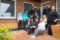 MeerLand Pellworm - Neues Hotelteam rund um Fabian und Christian (ganz links) setzt auf sanften Inseltourismus 