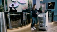 Service-Roboter Jeeves im NYX Hotel Munich