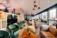 Leonardo Zurich Airport - Open Lobby