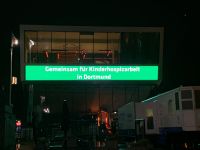 DKD Löwenzahn Dortmund: Deutsches Fußballmuseum leuchtet grün