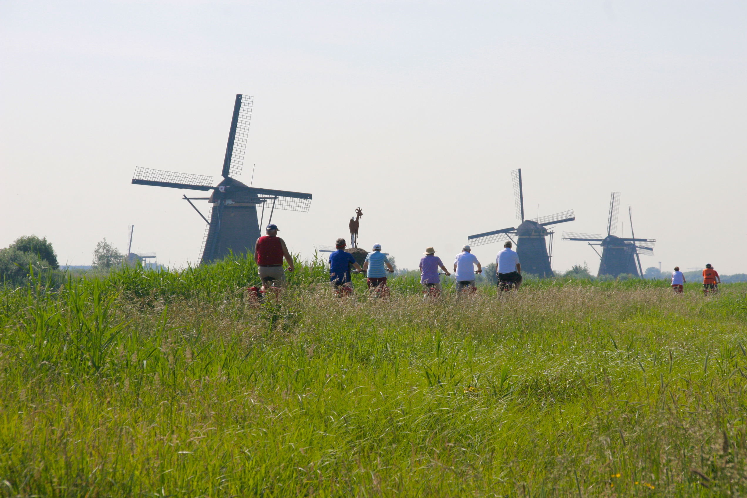 Altes Holland an Grachten und Kanälen mit die Landpartie