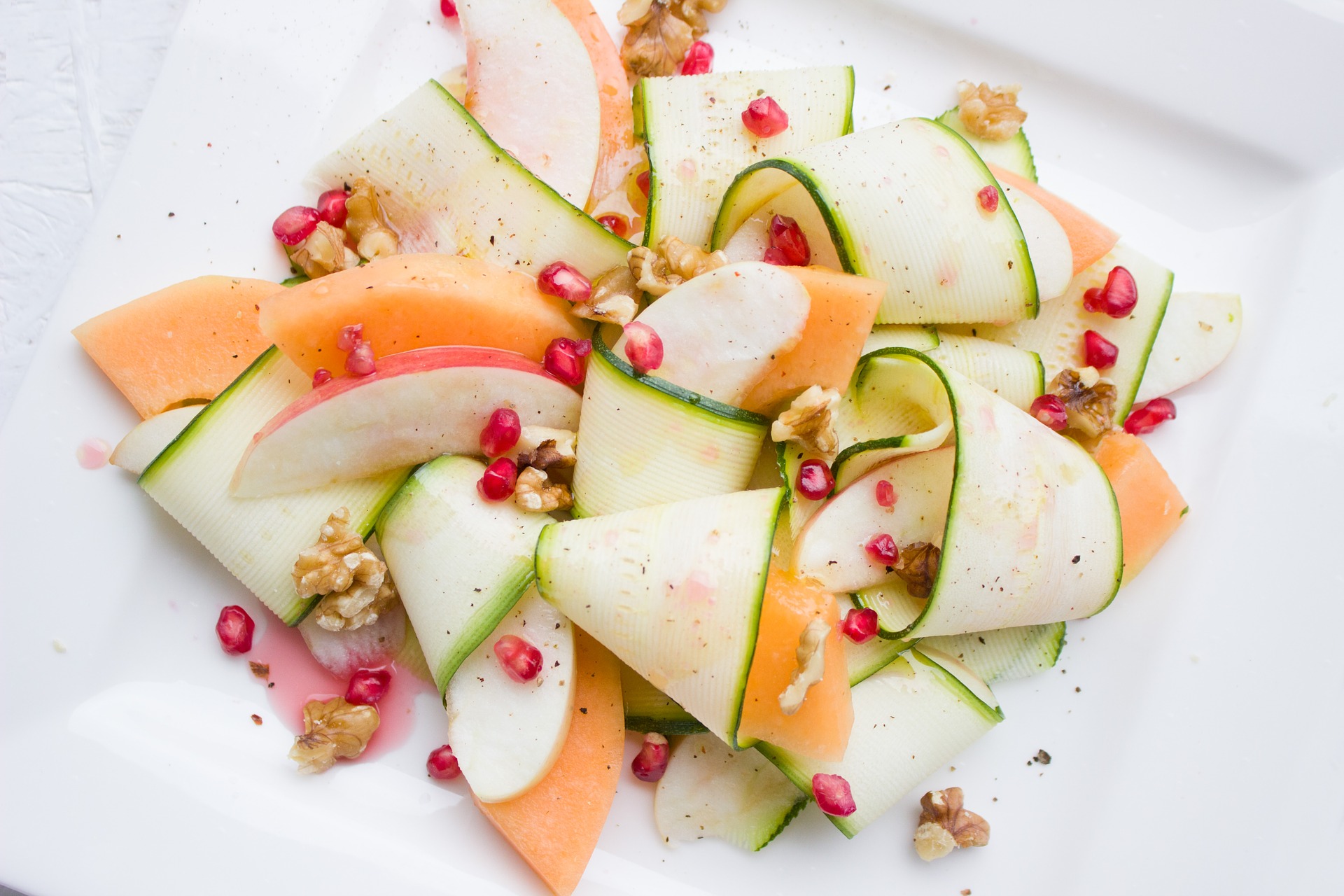 Fruchtiger Zucchini-Salat vom Romantik Hotel Fuchsbau an der Ostsee