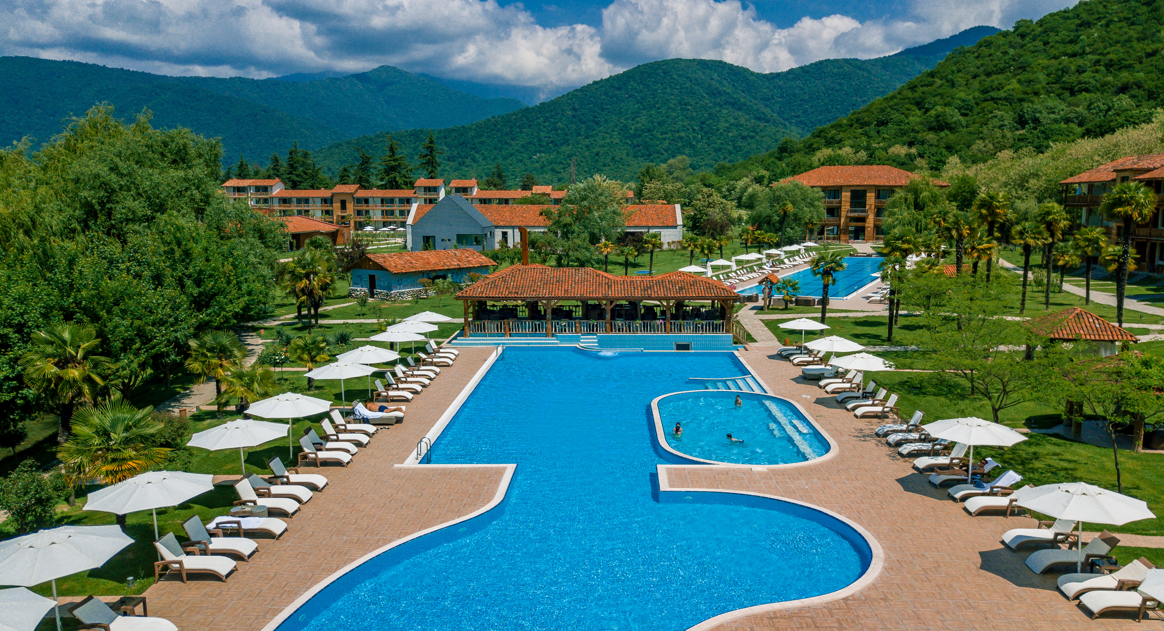 Lopota Lake Resort & Spa - Poollandschaft