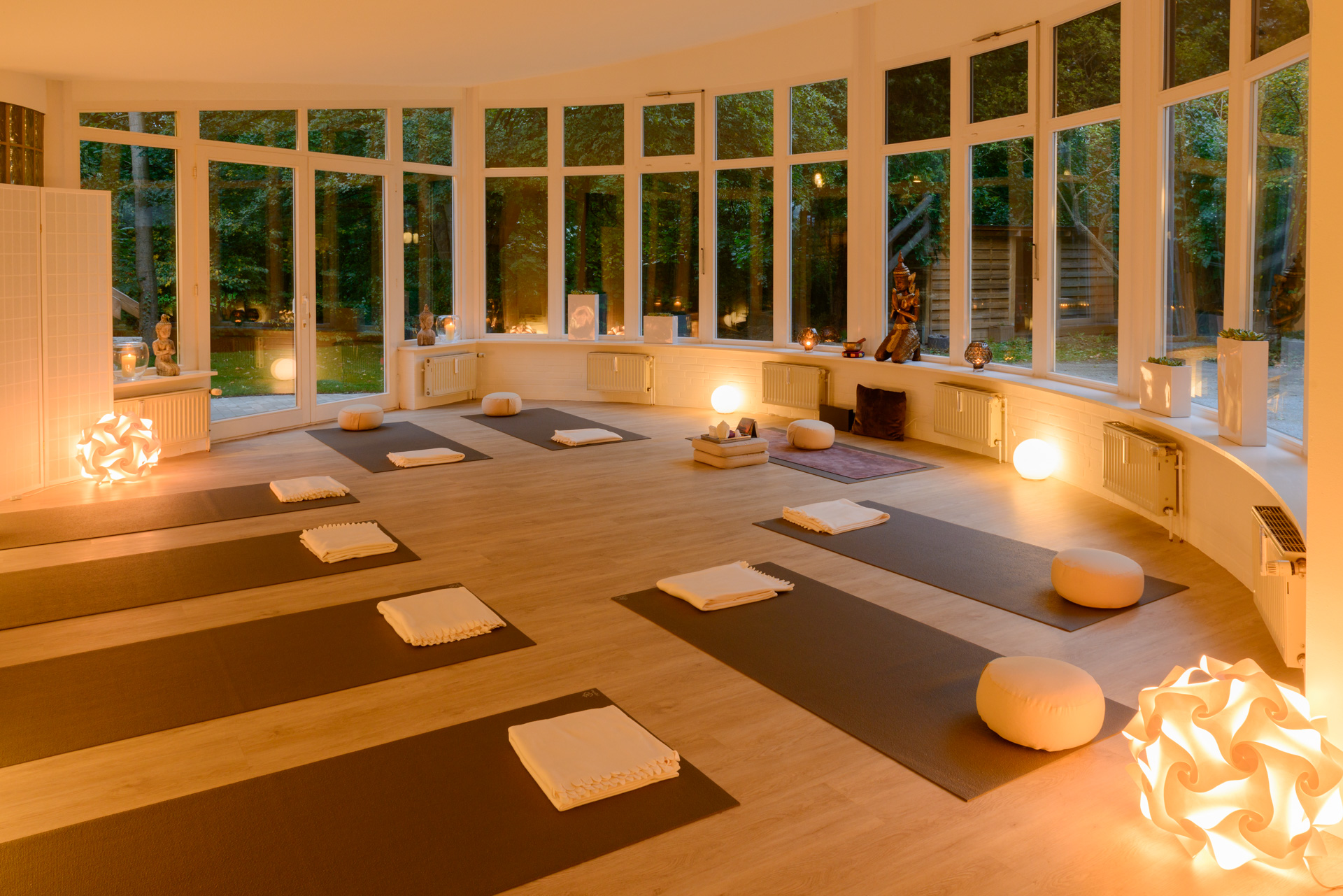 Yoga-Lounge im THOMAS Hotel Spa Lifestyle in Husum